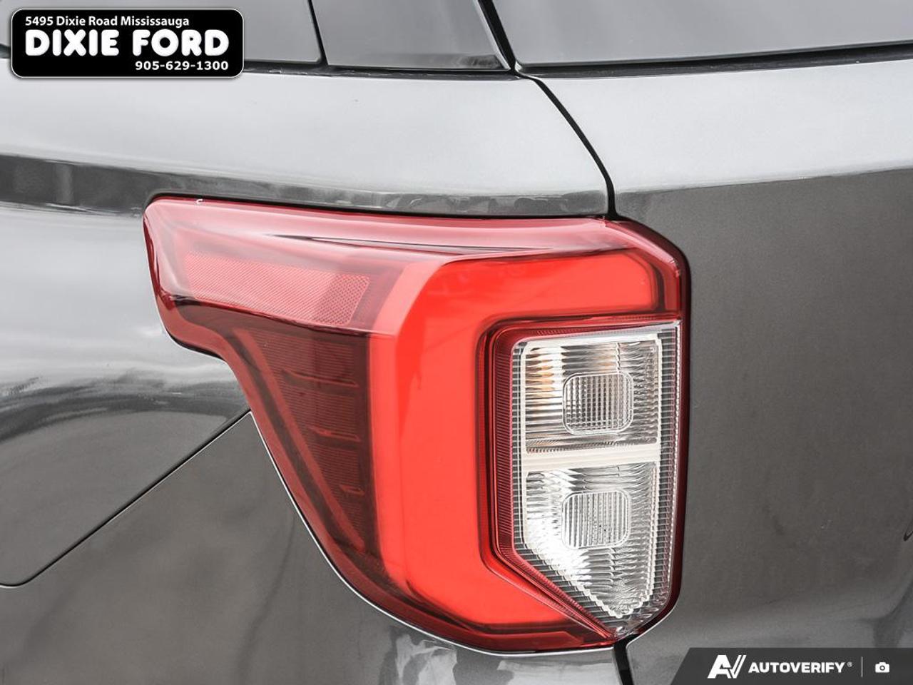 2020 Ford Explorer ST Photo