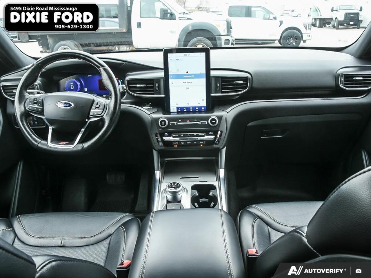 2020 Ford Explorer ST Photo