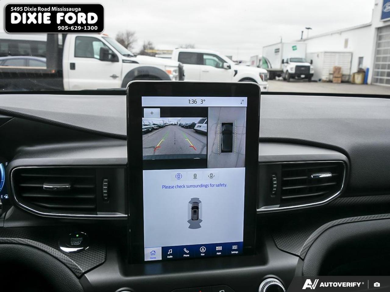 2020 Ford Explorer ST Photo