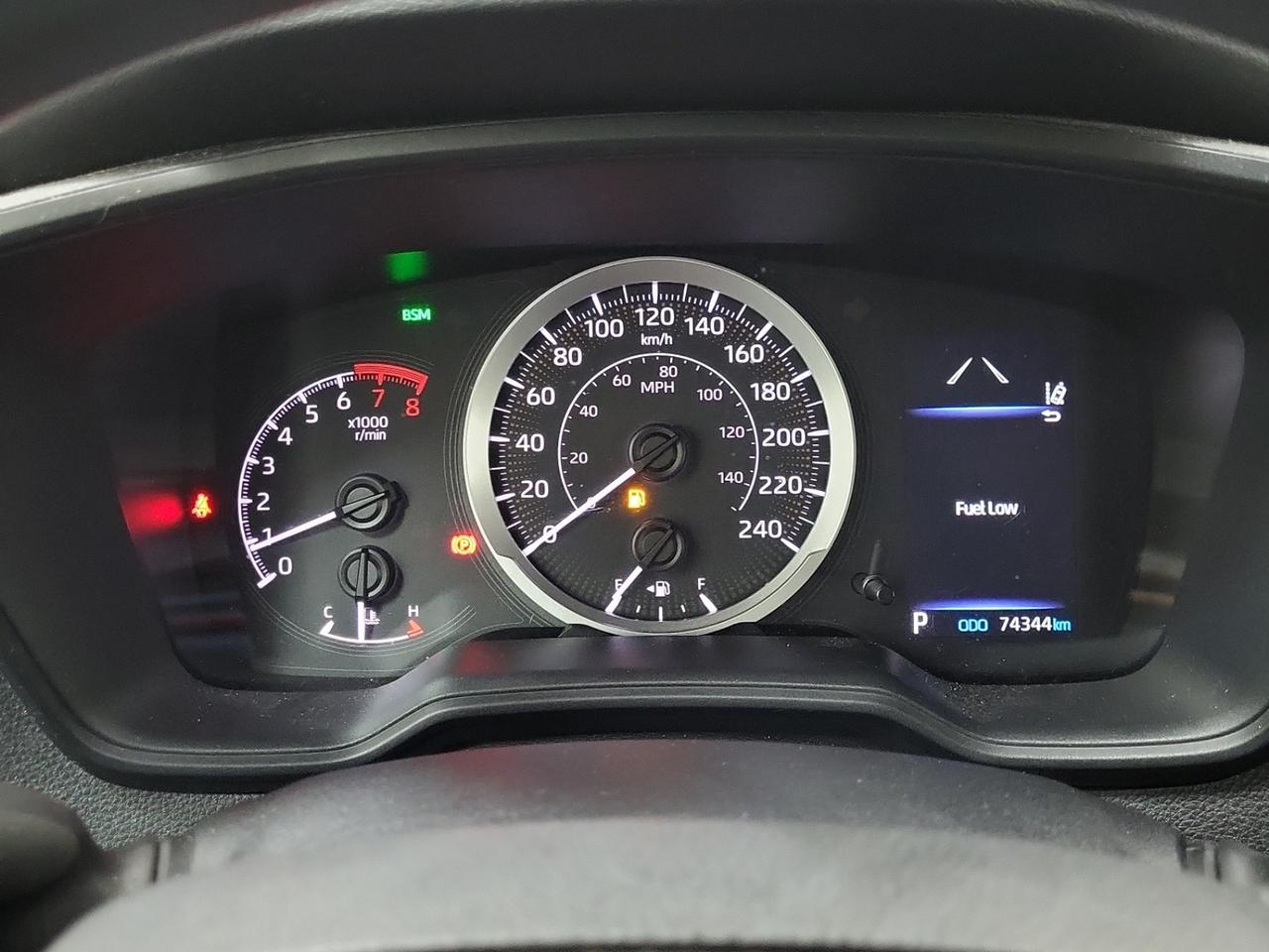 2020 Toyota Corolla LE Photo