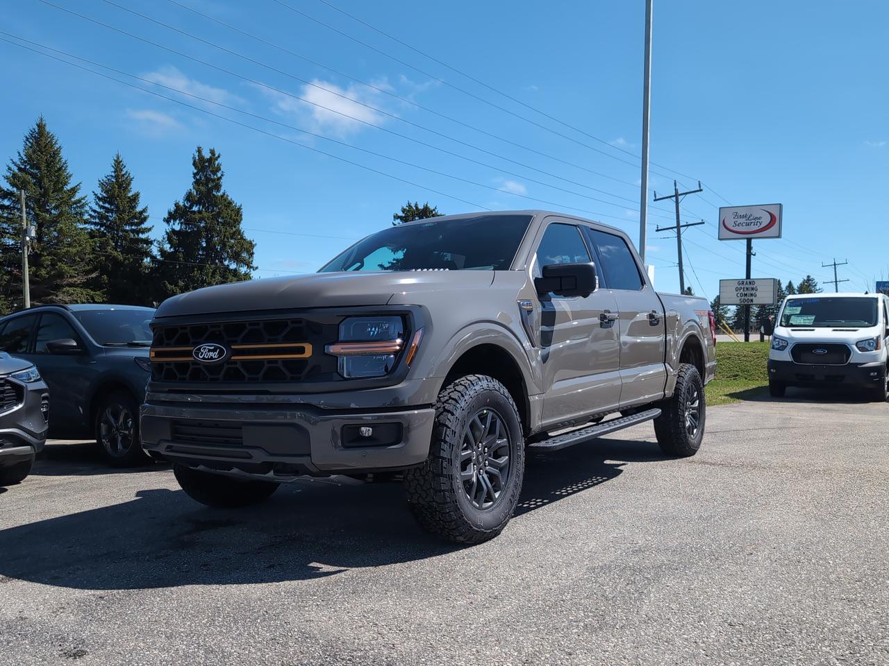 2026 Ford F-150 Tremor SuperCrew 401A 4x4 Photo0