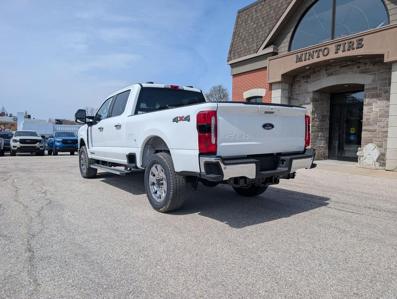 2026 Ford F-250 Lariat Crew Cab 4x4 Photo3
