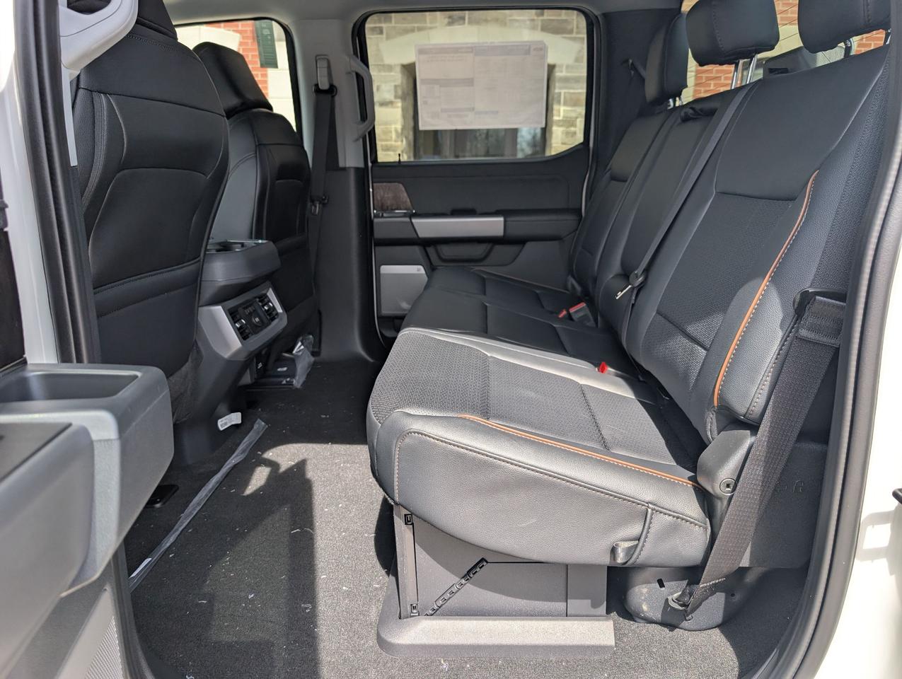 2026 Ford F-250 Lariat Crew Cab 4x4 Photo