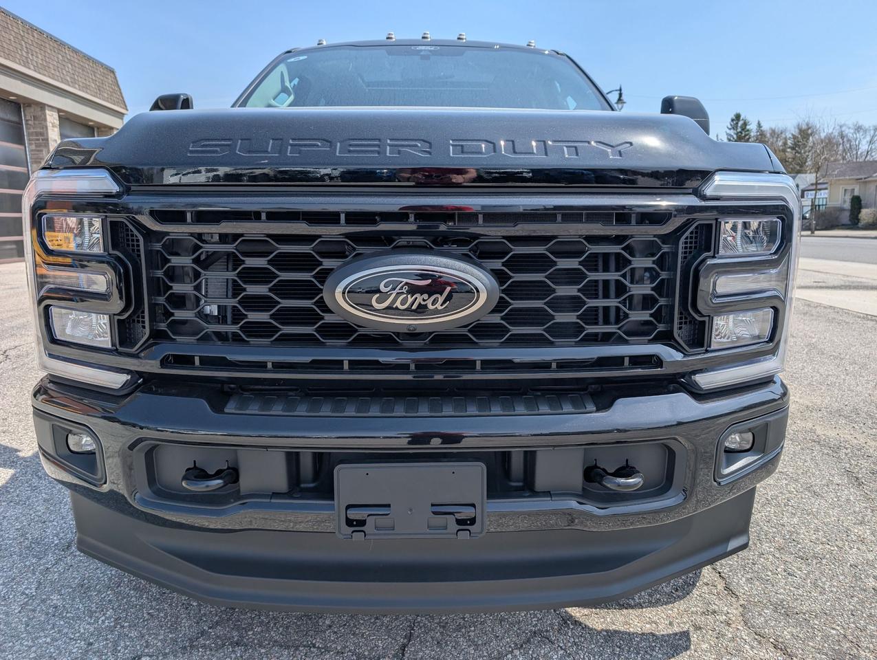 2026 Ford F-250 Lariat Crew Cab 4x4 Photo