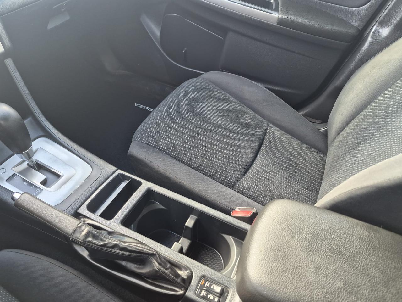 2015 Subaru Impreza AUTO AWD BACK UP CAMERA SAFETY CERTIFED NEW BRAKES Photo