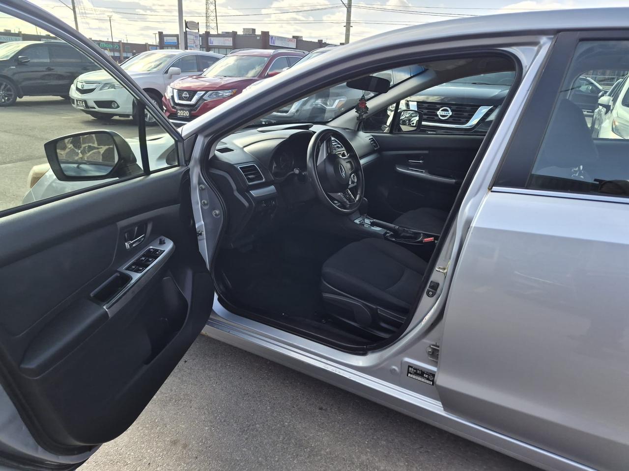 2015 Subaru Impreza AUTO AWD BACK UP CAMERA SAFETY CERTIFED NEW BRAKES Photo