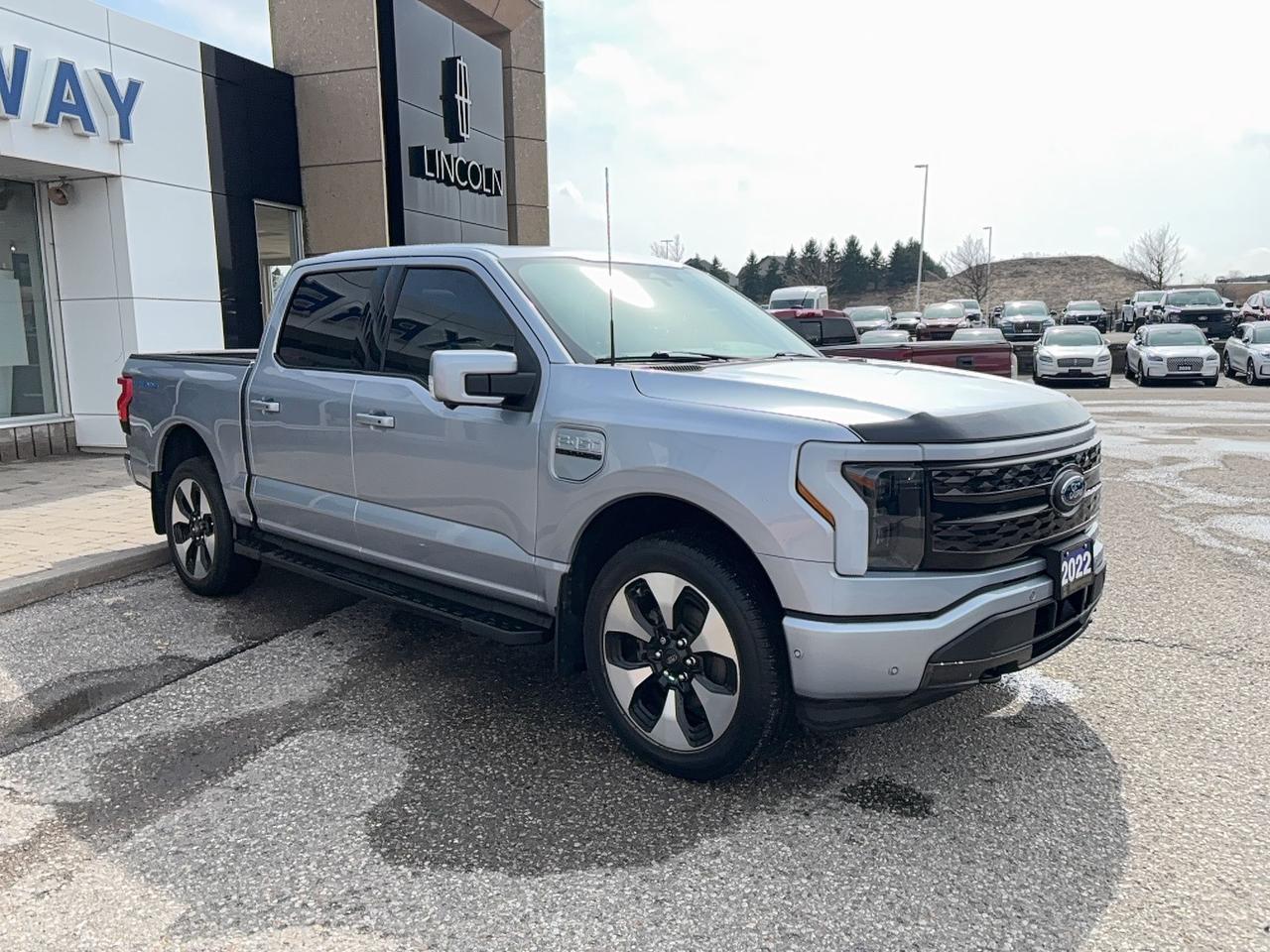 2022 Ford F-150 Lightning PLATINUM EXTENDED RANGE, 22" RIMS, ROOF, LOADED! Photo