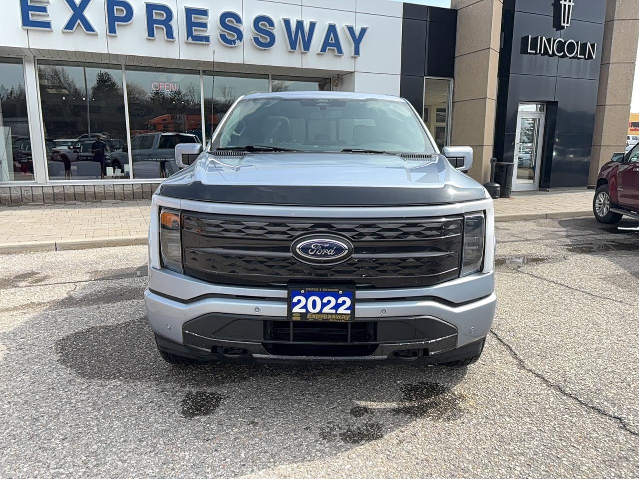 2022 Ford F-150 Lightning PLATINUM EXTENDED RANGE, 22" RIMS, ROOF, LOADED! Photo1