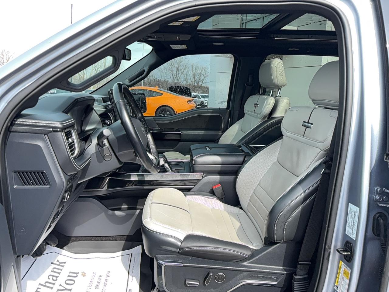 2022 Ford F-150 Lightning PLATINUM EXTENDED RANGE, 22" RIMS, ROOF, LOADED! Photo