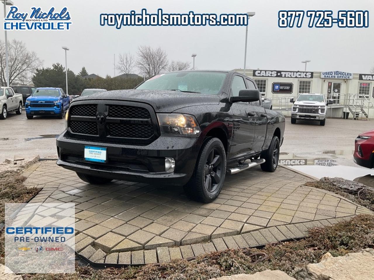 2022 RAM 1500 Classic EXPRESS Photo