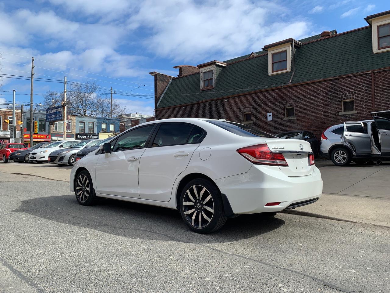 2015 Honda Civic Sedan 4dr Auto Touring Photo