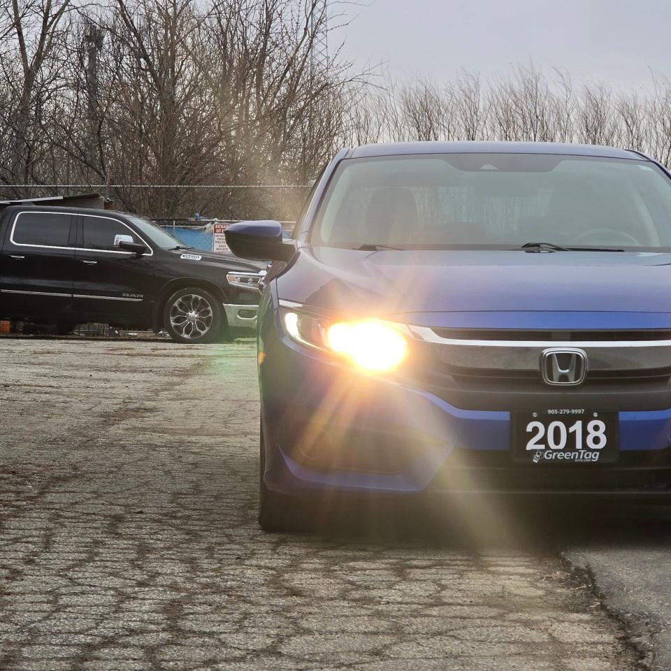 2018 Honda Civic Sedan SE CVT Sedan Photo
