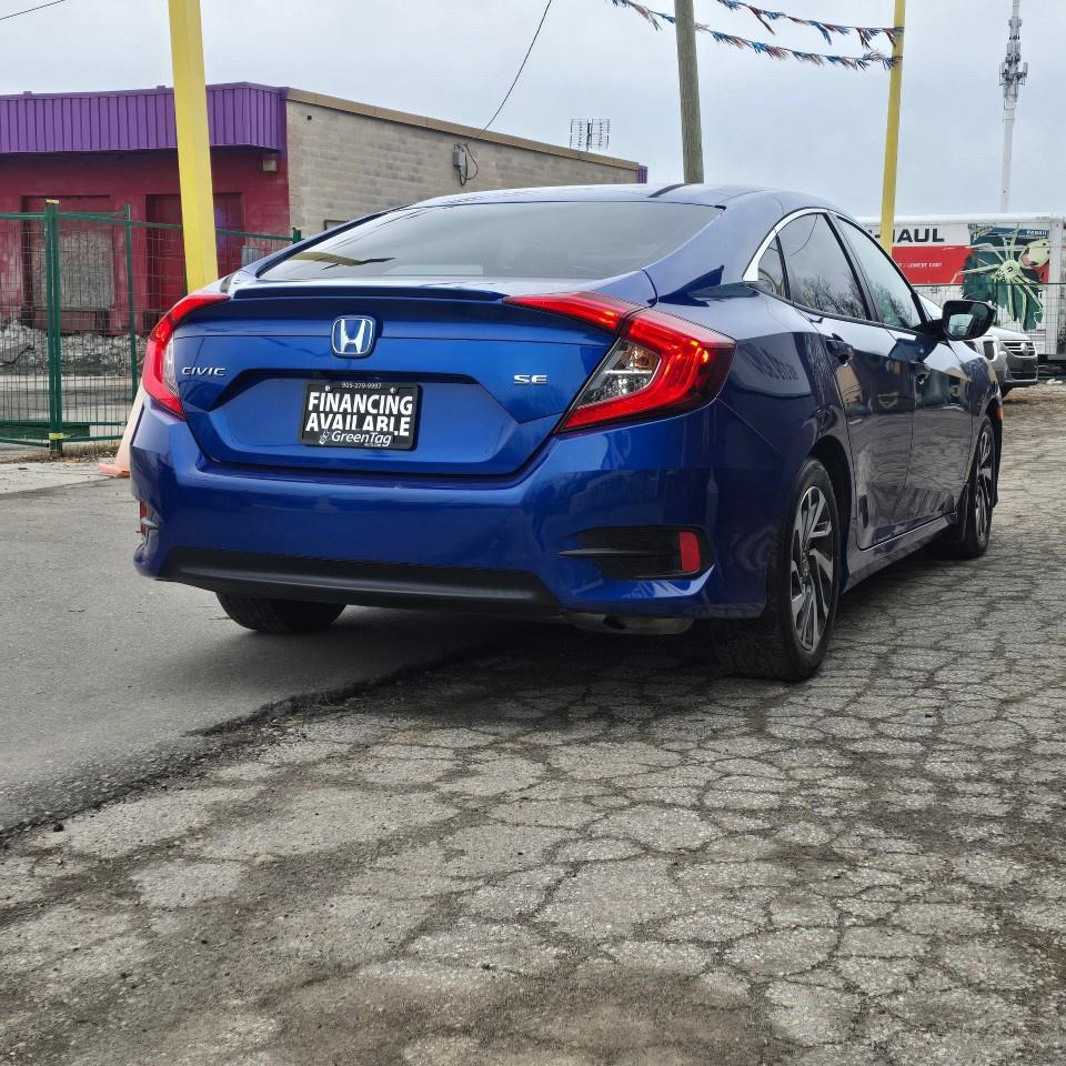 2018 Honda Civic Sedan SE CVT Sedan Photo