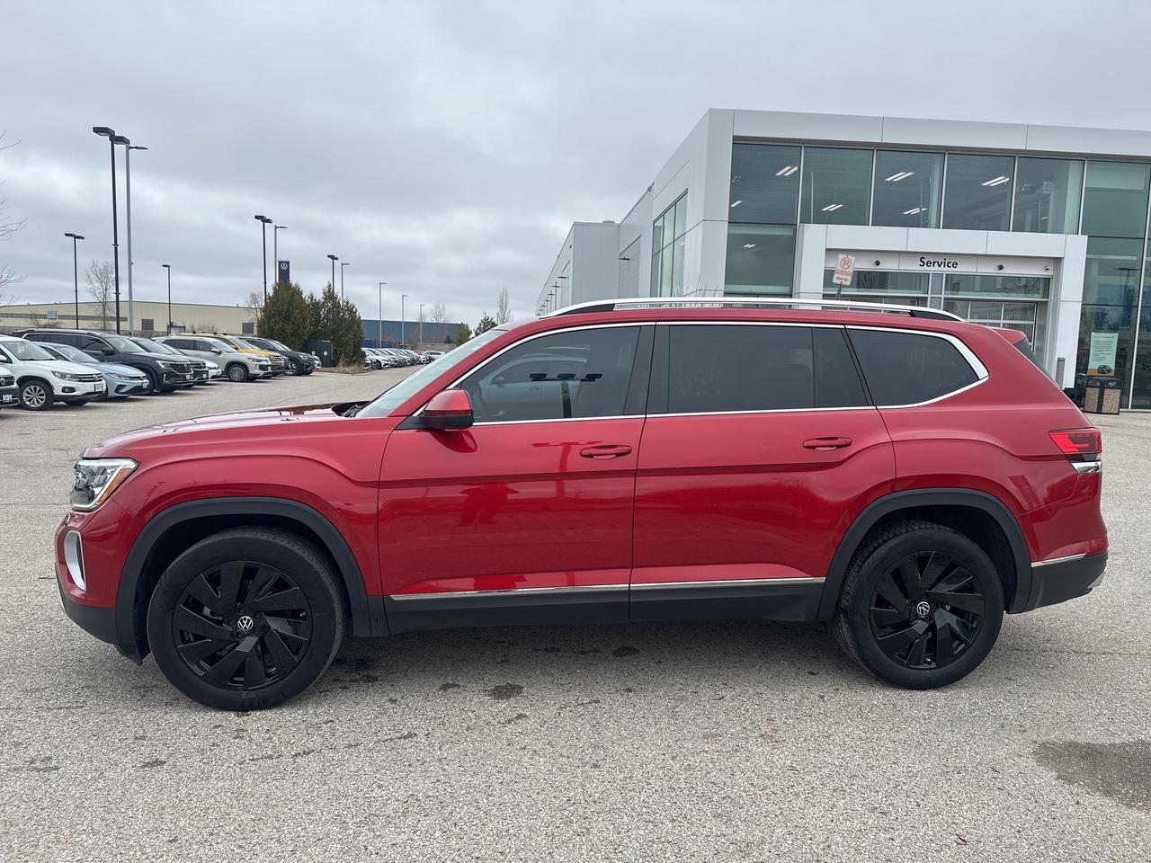 2024 Volkswagen Atlas Highline 2.0 TSI 4MOTION Photo2