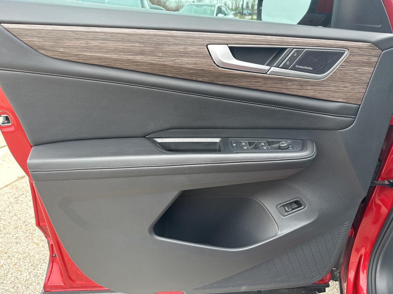 2024 Volkswagen Atlas Highline 2.0 TSI 4MOTION Photo