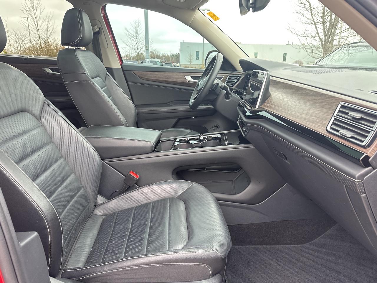 2024 Volkswagen Atlas Highline 2.0 TSI 4MOTION Photo