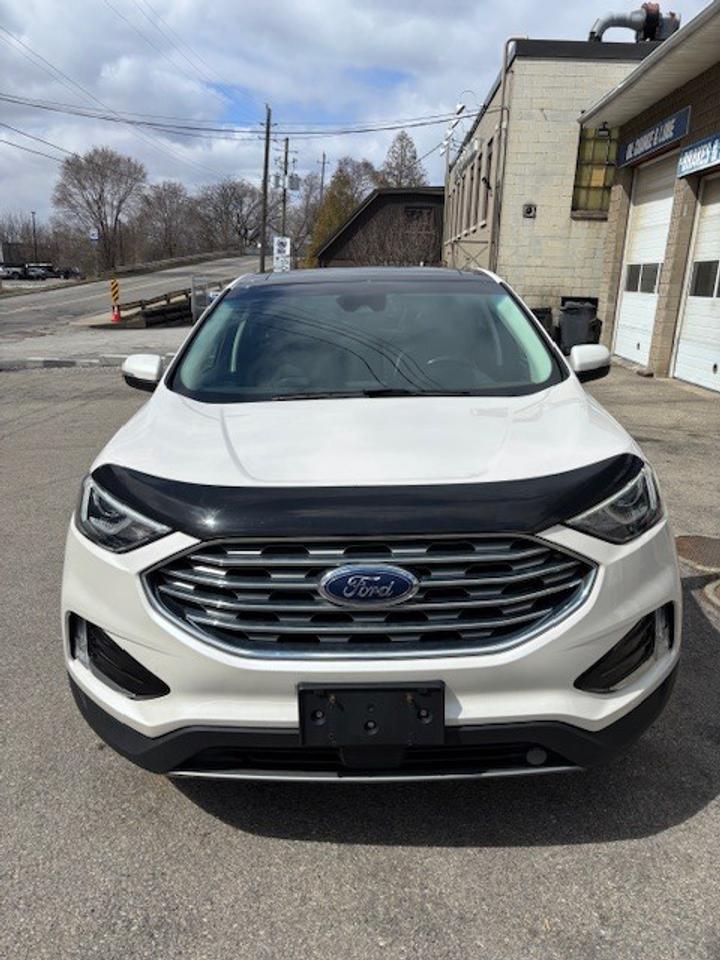 2019 Ford Edge SEL FWD Photo0