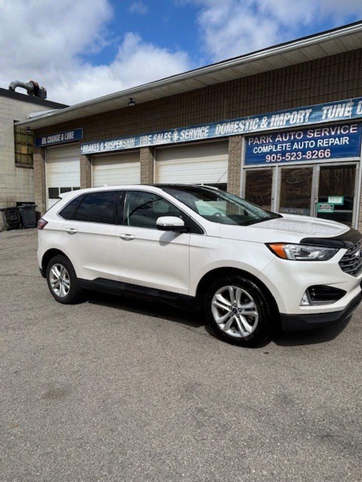 2019 Ford Edge SEL FWD Photo