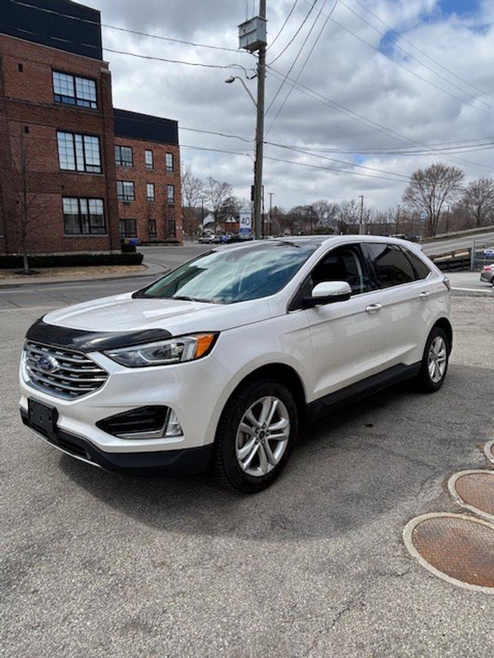 2019 Ford Edge SEL FWD Photo