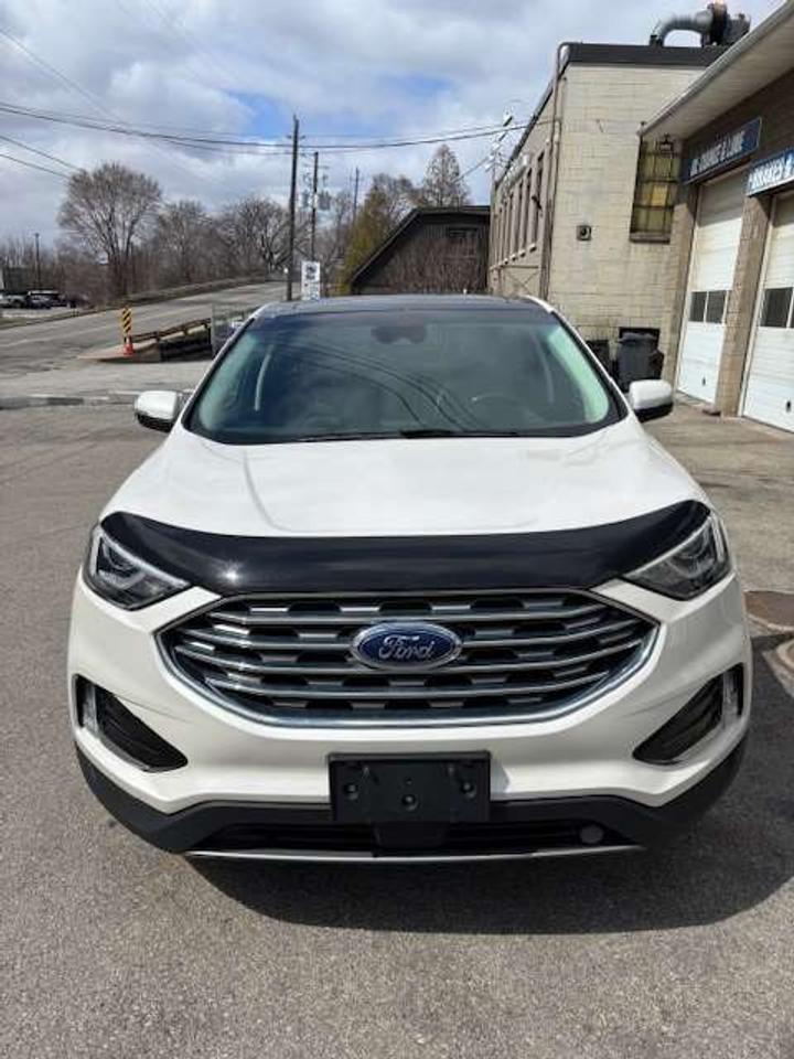 2019 Ford Edge SEL FWD Photo0