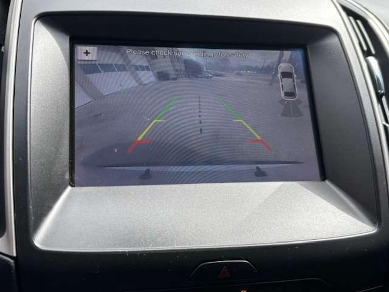 2019 Ford Edge SEL FWD Photo