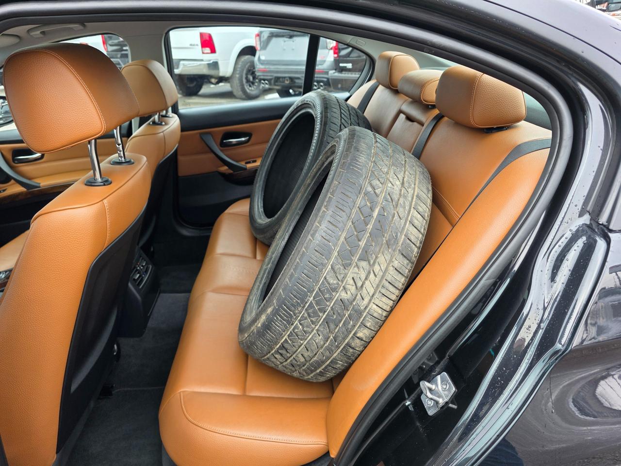 2011 BMW 328 i xDrive 4dr All-wheel Drive Sedan Photo