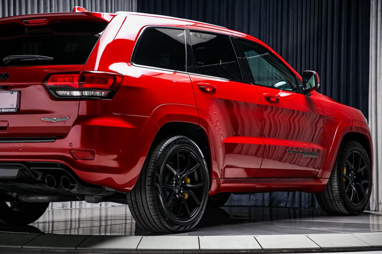 2018 Jeep Grand Cherokee TRACKHAWK 4X4 707HP ORANGEINT ADAPTVCRUZ ROOF Photo