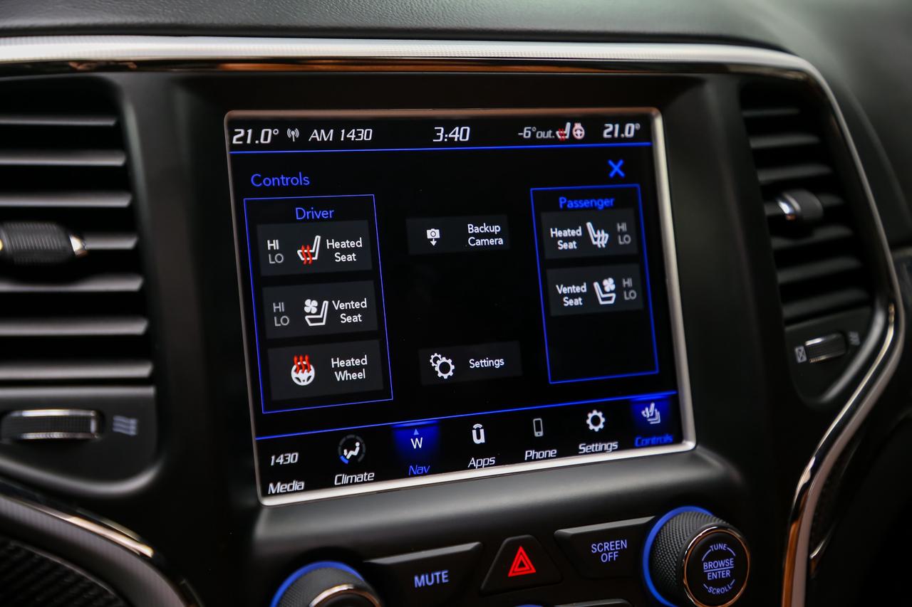 2018 Jeep Grand Cherokee TRACKHAWK 4X4 707HP ORANGEINT ADAPTVCRUZ ROOF Photo