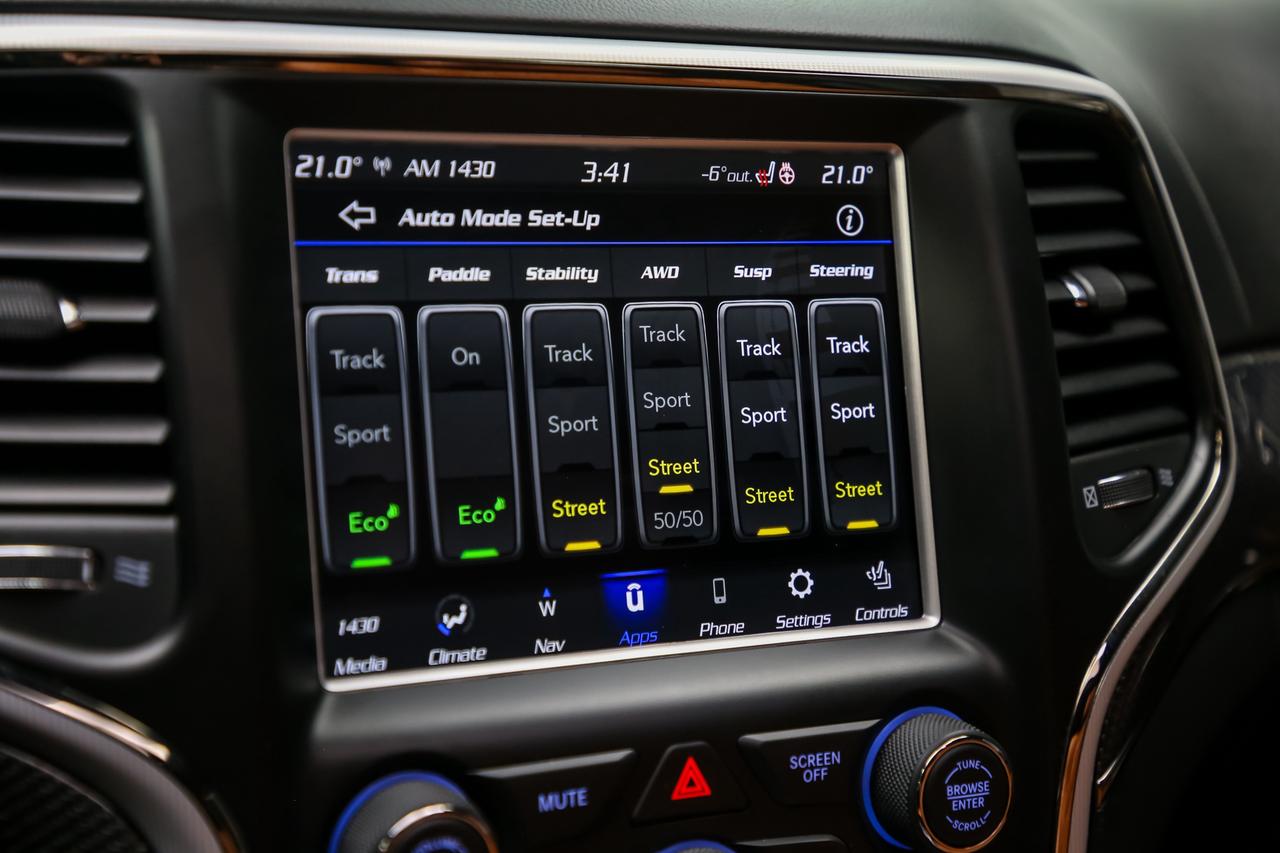 2018 Jeep Grand Cherokee TRACKHAWK 4X4 707HP ORANGEINT ADAPTVCRUZ ROOF Photo