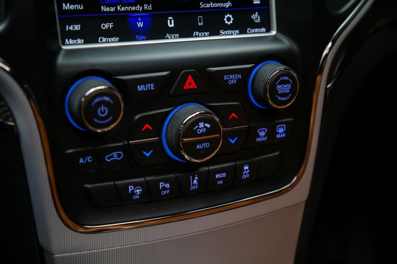 2018 Jeep Grand Cherokee TRACKHAWK 4X4 707HP ORANGEINT ADAPTVCRUZ ROOF Photo