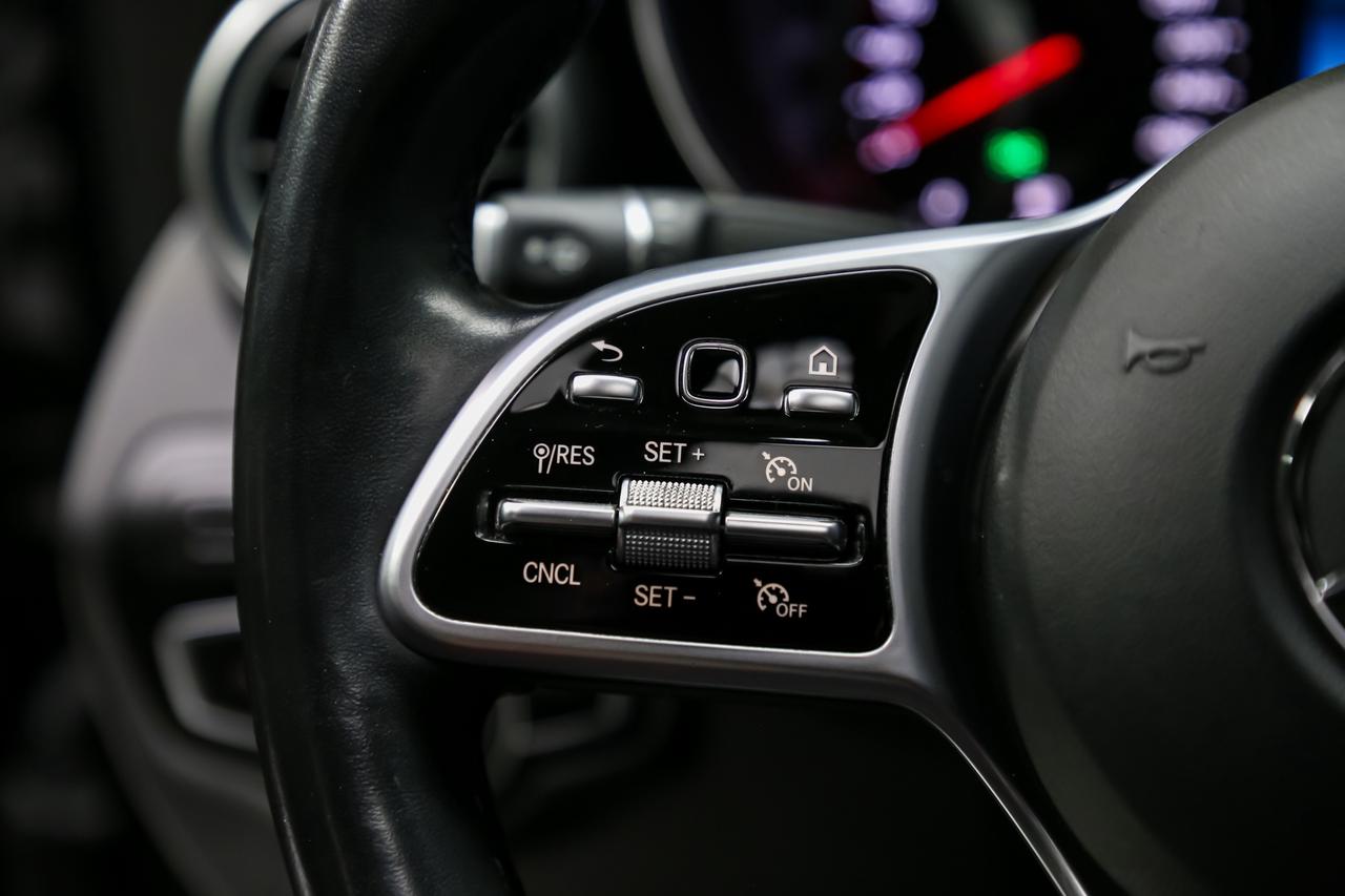 2022 Mercedes-Benz GLC 300 COUPE 4MATIC AMG LINE PREMIUMPKG NOACCDNT Photo