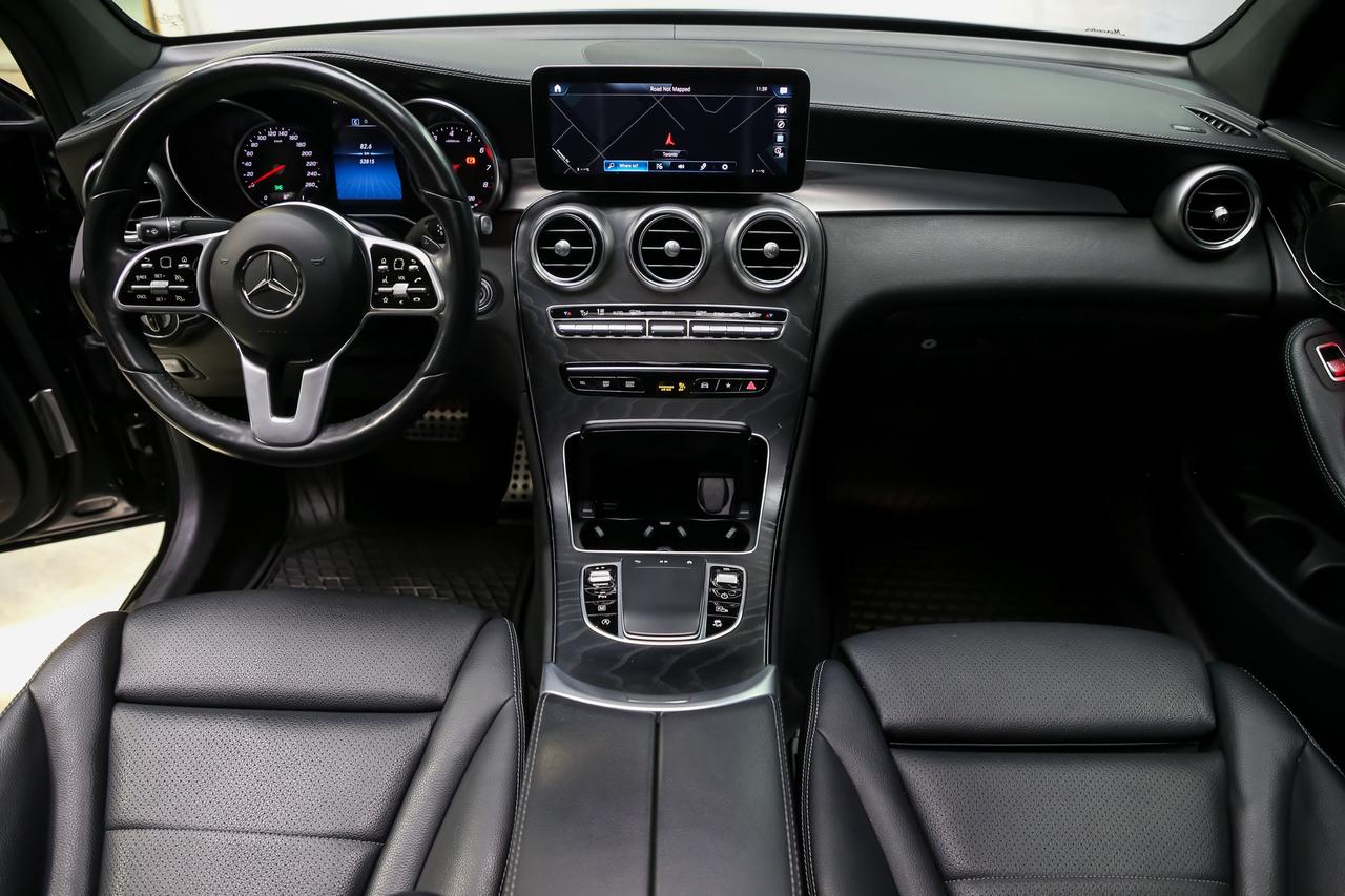 2022 Mercedes-Benz GLC 300 COUPE 4MATIC AMG LINE PREMIUMPKG NOACCDNT Photo