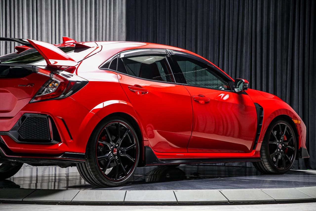 2018 Honda Civic Type R MANUAL 306HP BREMBO VERYLOWKM NOACCIDENT PRISTINE Photo