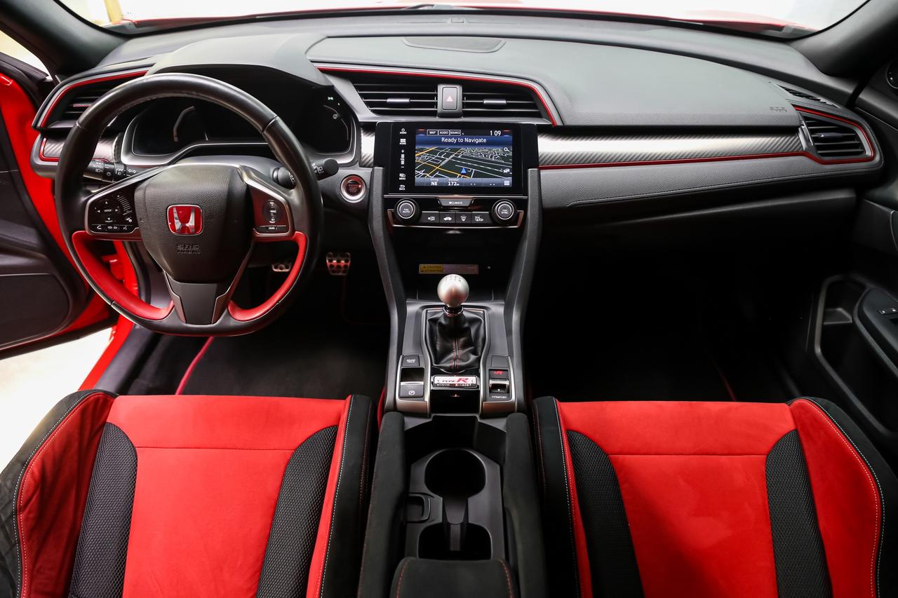 2018 Honda Civic Type R MANUAL 306HP BREMBO VERYLOWKM NOACCIDENT PRISTINE Photo