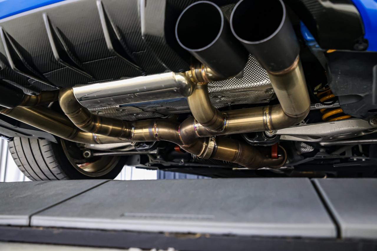 2020 BMW M2 CS 444HP MANUAL GOLDRIM CARBONROOF CUSTOMEXHAUST Photo