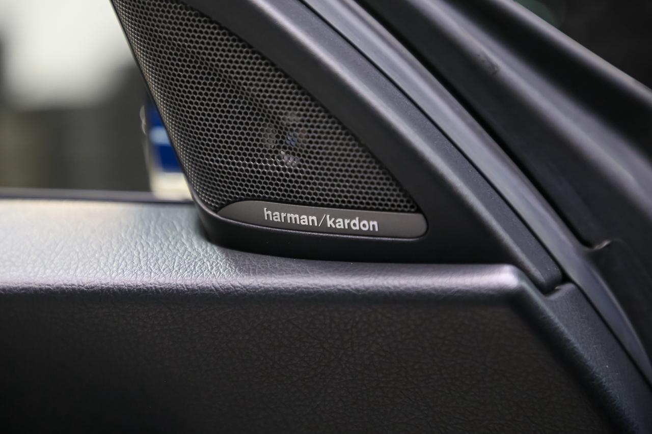 2020 BMW M2 CS 444HP MANUAL GOLDRIM CARBONROOF CUSTOMEXHAUST Photo