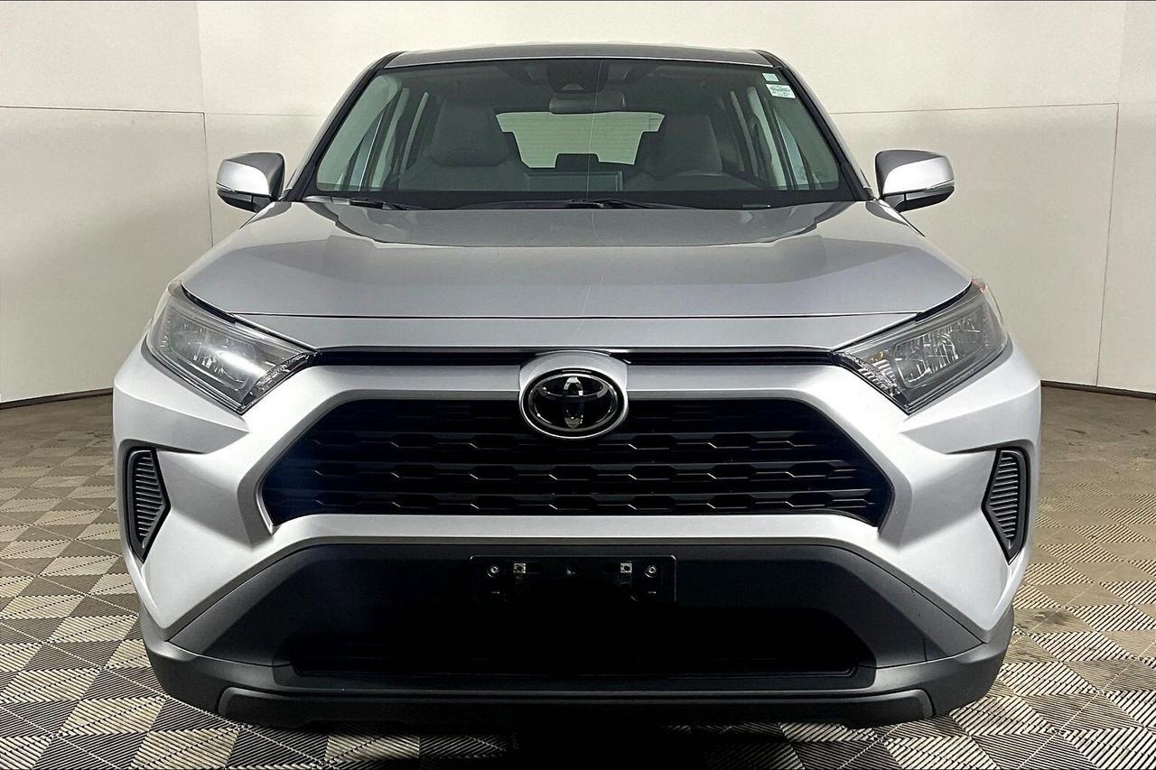 2024 Toyota RAV4 LE AWD Photo