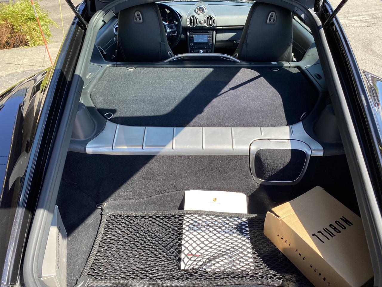 2012 Porsche Cayman 2dr Cpe Photo