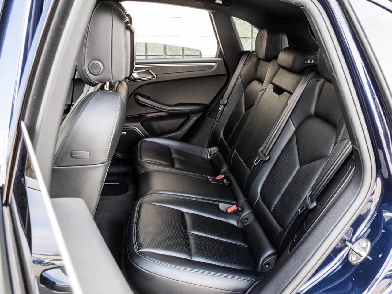 2018 Porsche Macan  Photo