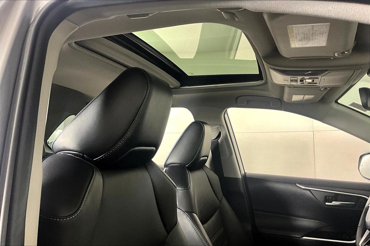 2023 Toyota RAV4 XLE AWD Photo