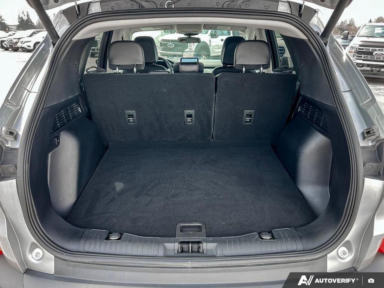 2022 Ford Escape SEL Hybrid   NAV   LEATHER   SUNROOF Photo