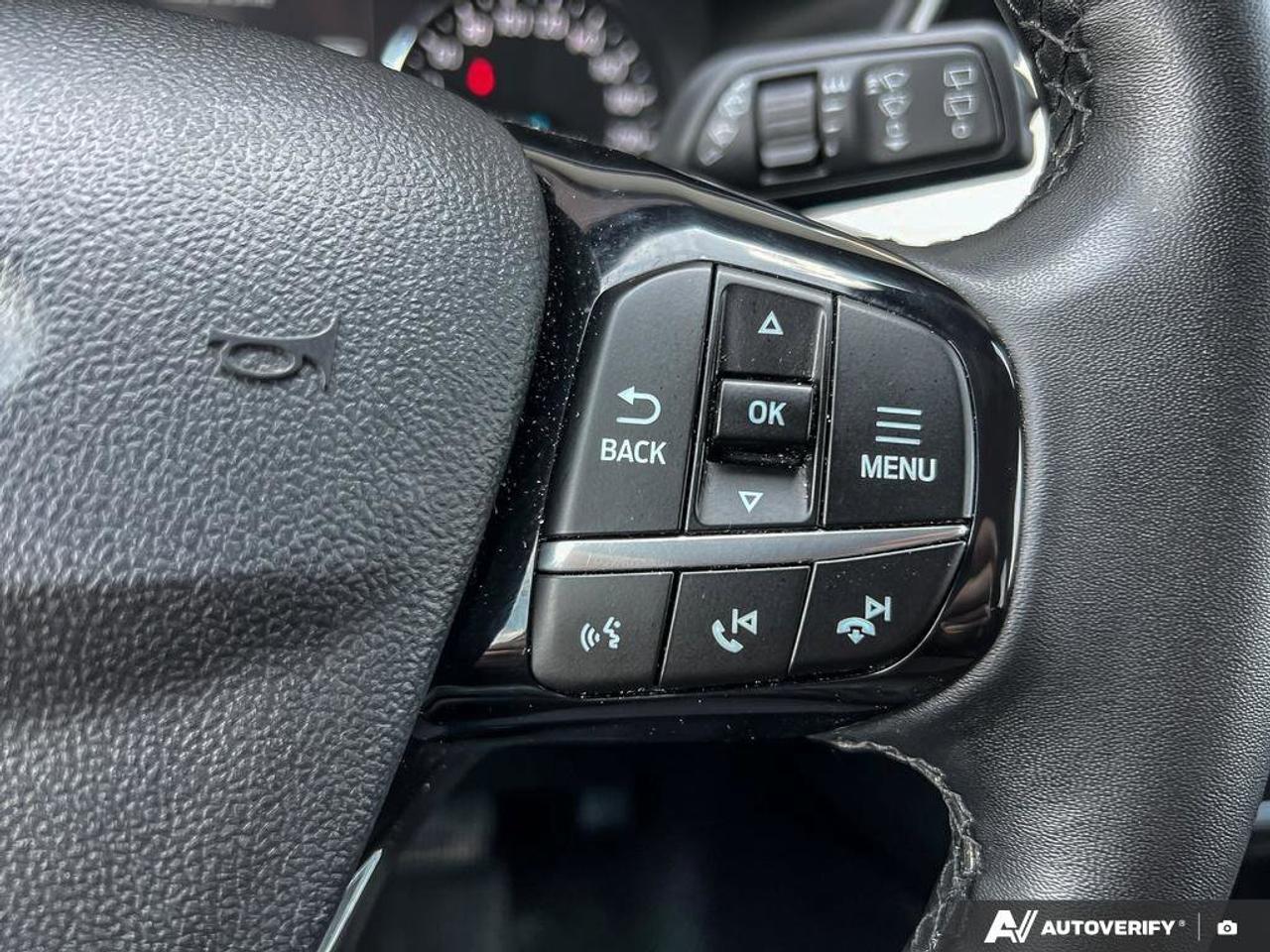 2022 Ford Escape SEL Hybrid   NAV   LEATHER   SUNROOF Photo