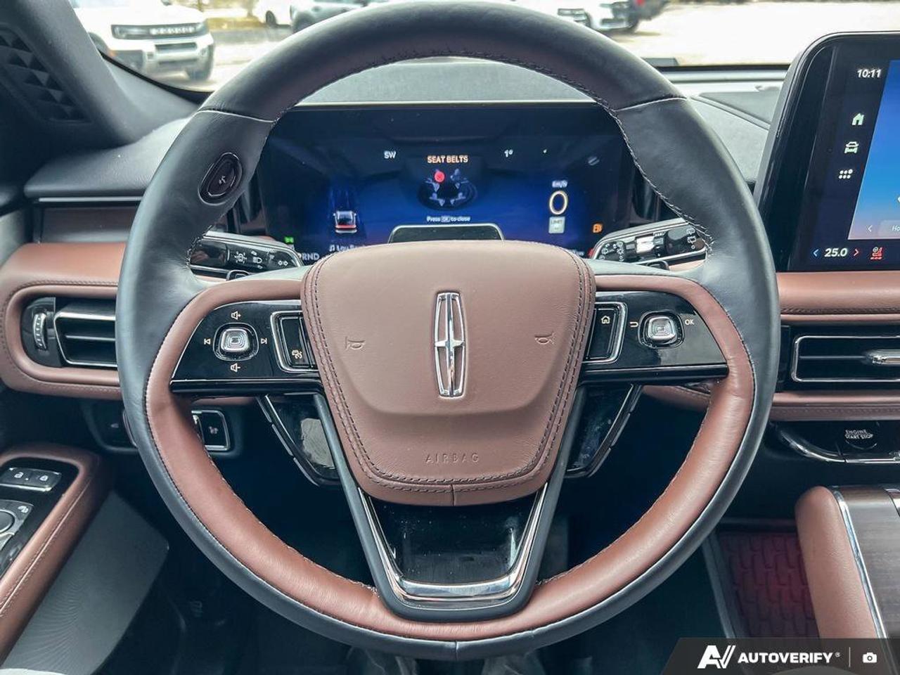 2025 Lincoln Aviator Reserve   HTD STEER WHEEL   HTD FRNT SEATS Photo