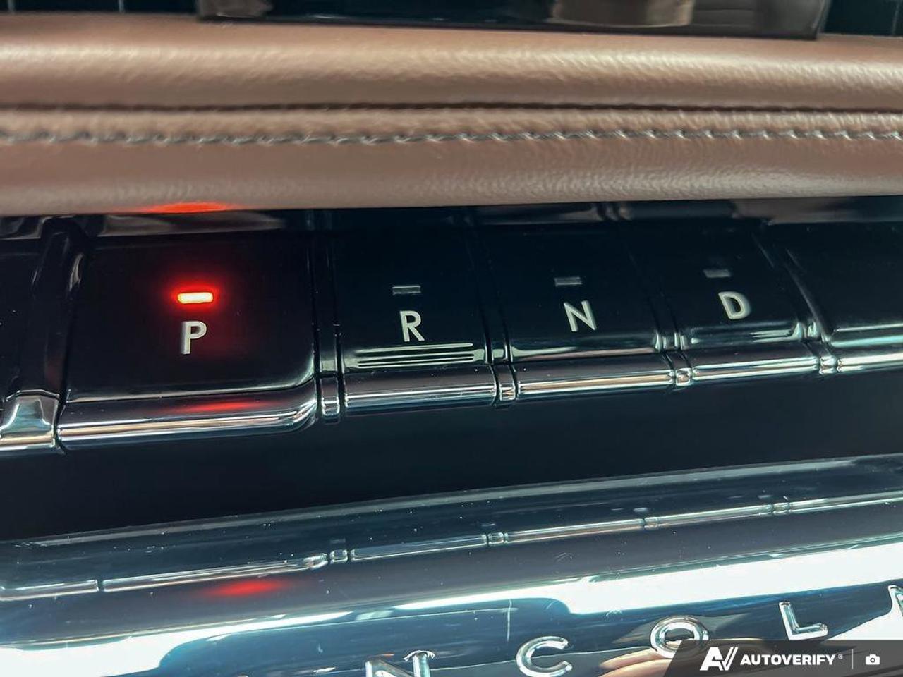 2025 Lincoln Aviator Reserve   HTD STEER WHEEL   HTD FRNT SEATS Photo