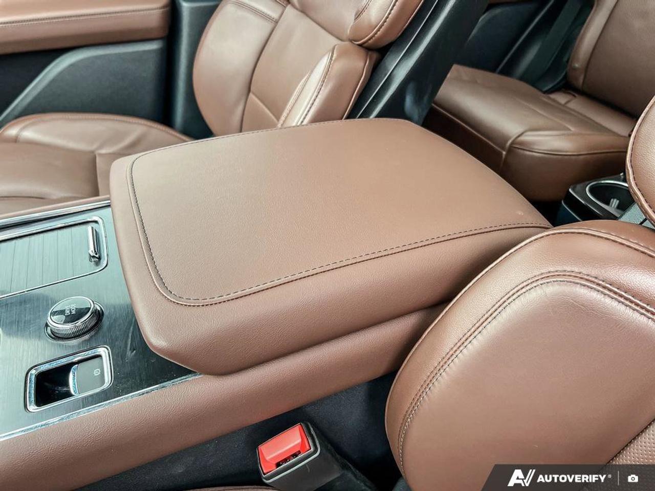 2025 Lincoln Aviator Reserve   HTD STEER WHEEL   HTD FRNT SEATS Photo