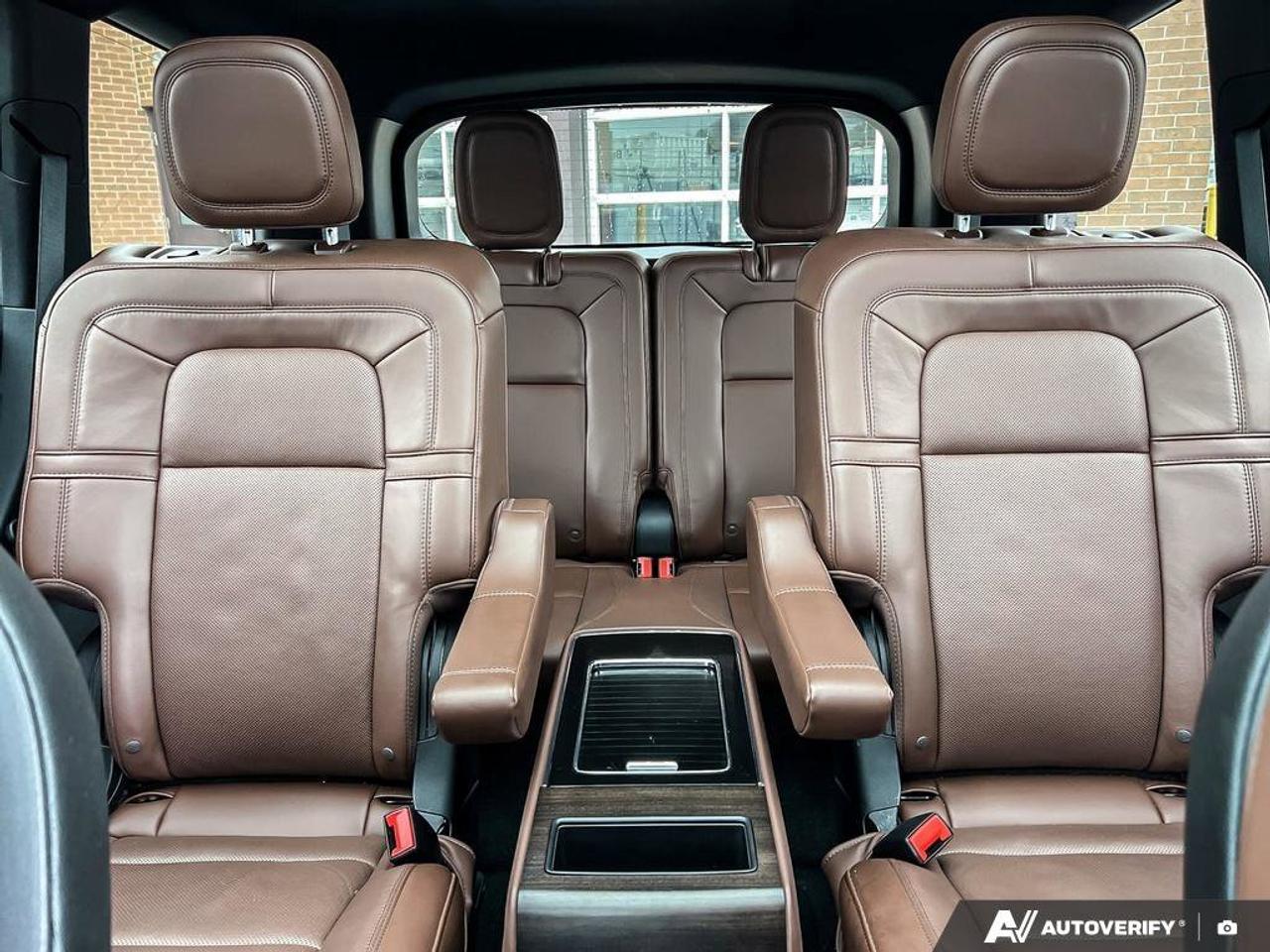 2025 Lincoln Aviator Reserve   HTD STEER WHEEL   HTD FRNT SEATS Photo