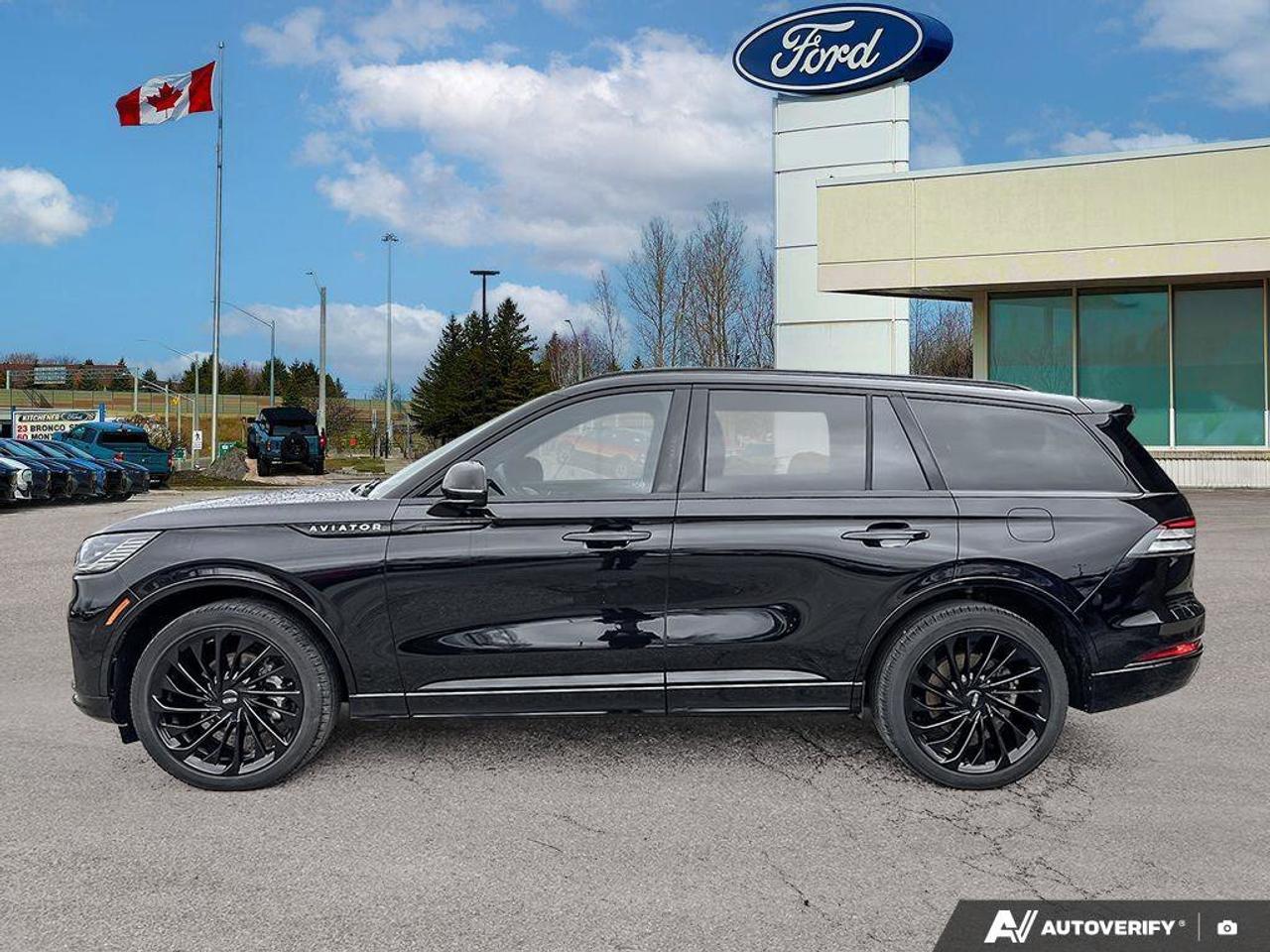 2025 Lincoln Aviator Reserve   HTD STEER WHEEL   HTD FRNT SEATS Photo