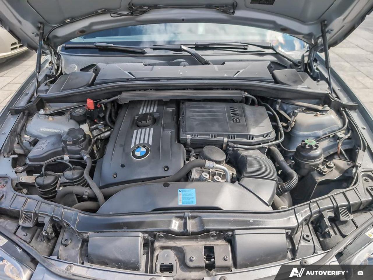 2009 BMW 135 i 2dr Rear-Wheel Drive Cabriolet Photo