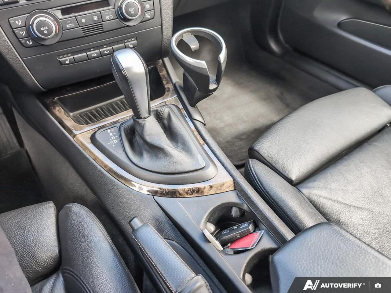 2009 BMW 135 i 2dr Rear-Wheel Drive Cabriolet Photo