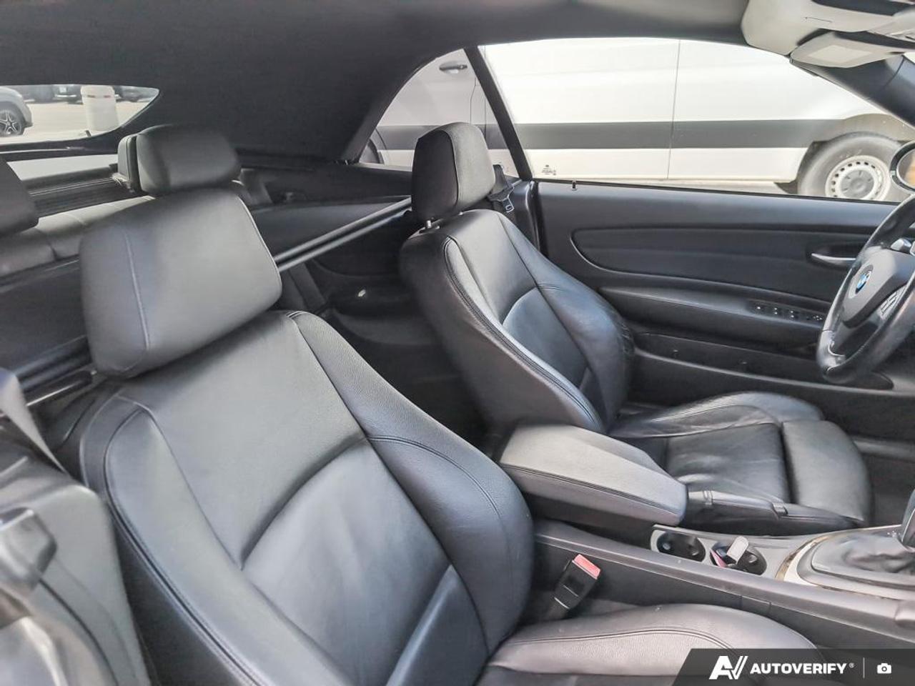 2009 BMW 135 i 2dr Rear-Wheel Drive Cabriolet Photo